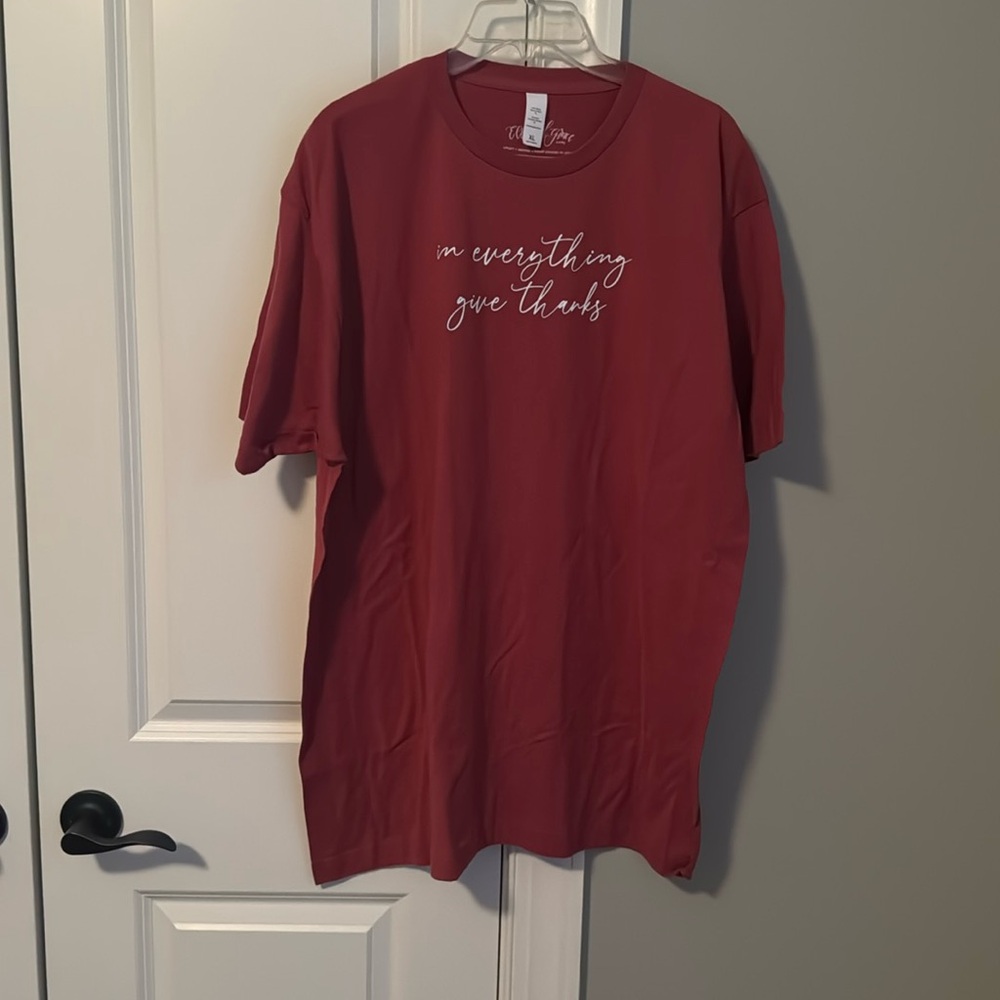 Elly and Grace T-shirt. Terracotta color